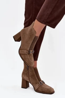 Botki Damskie Z Naturalnego Zamszu Na Słupku Artiker 57C0221 Beżowe