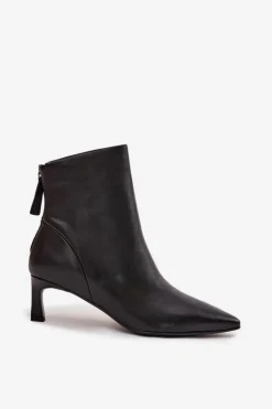 Botki Damskie Z Naturalnej Skóry Na Obcasie D&A CR52-661 Czarne