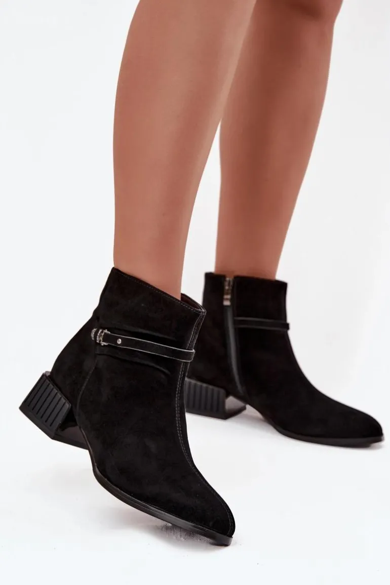 Botki Damskie Z Naturalnego Zamszu Na Klocku Ocieplane D&A CR52-651 Czarne