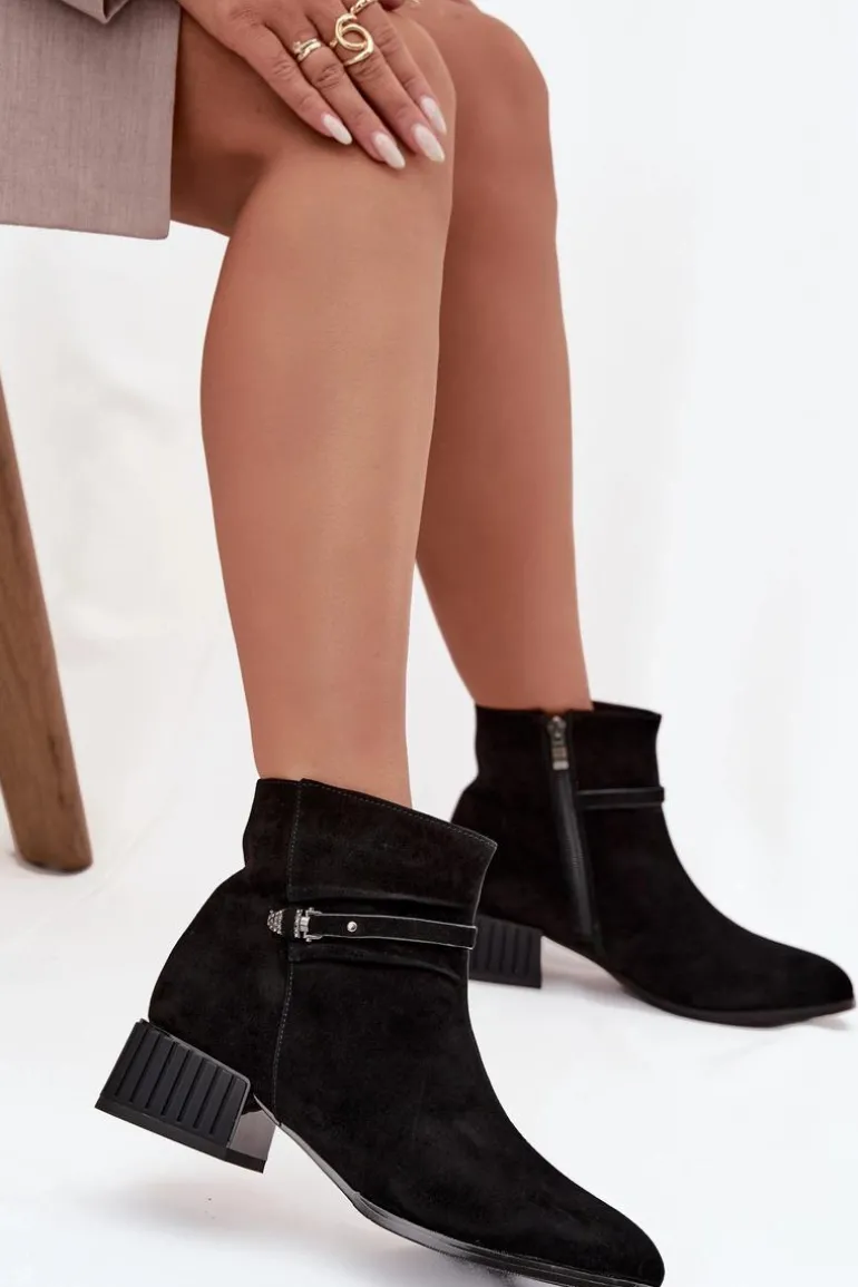 Botki Damskie Z Naturalnego Zamszu Na Klocku Ocieplane D&A CR52-651 Czarne