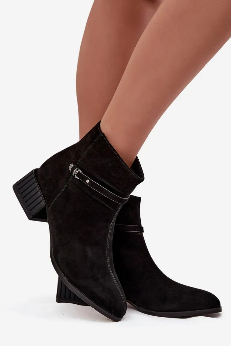 Botki Damskie Z Naturalnego Zamszu Na Klocku Ocieplane D&A CR52-651 Czarne