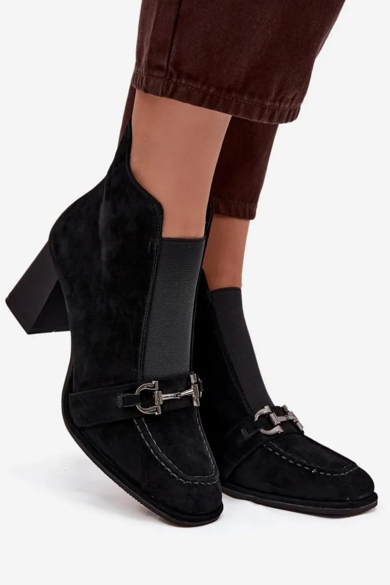 Botki Damskie Z Naturalnego Zamszu Na Słupku Artiker 57C0124 Czarne