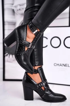 Botki Damskie Z Wycięciami Croco Czarne Aria