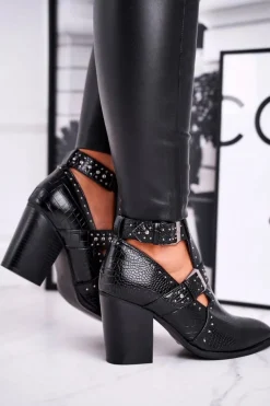 Botki Damskie Z Wycięciami Croco Czarne Aria