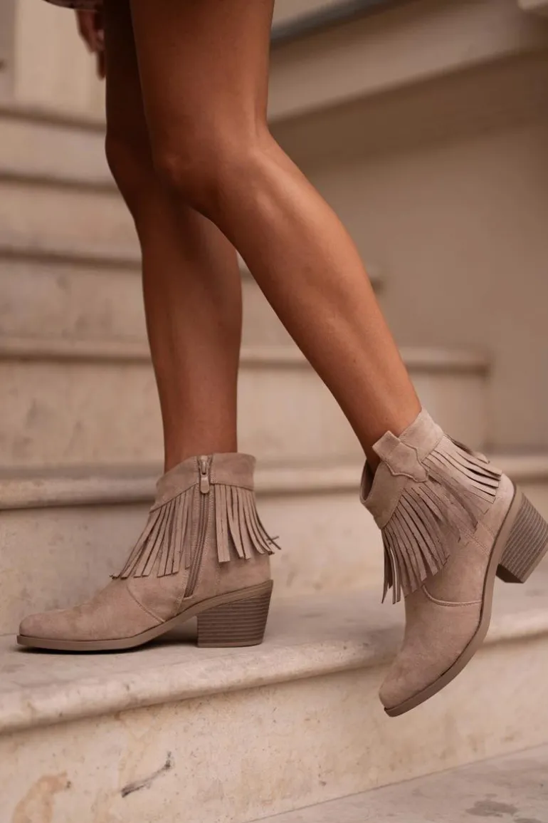 Botki Kowbojki Damskie Na Zamek Eko Zamszowe Beżowe S.Barski HY42-127