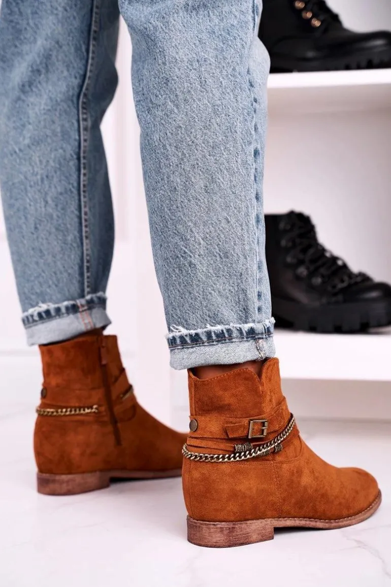 Botki Na Koturnie Z Łańcuszkiem Zamszowe Brązowe Eliza