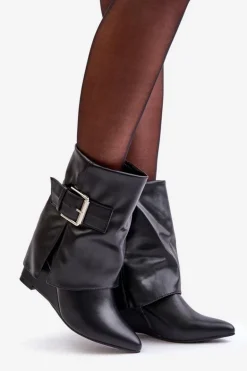 Botki Na Koturnie Z Wywiniętą Cholewką I Klamrą Czarne Vortinia