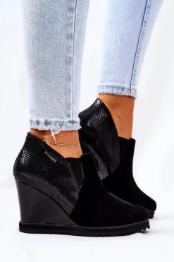 Botki Na Koturnie Zwierzęcy Wzór Monnari 0990-020 Czarne