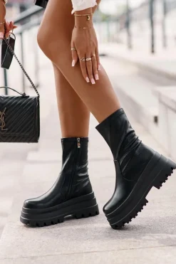 Botki Na Masywnej Platformie Czarne Florinara