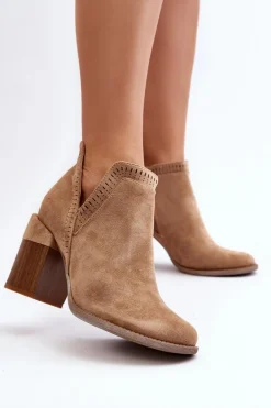 Botki Na Masywnym Słupku Z Wycięciem Beżowe Jolnima