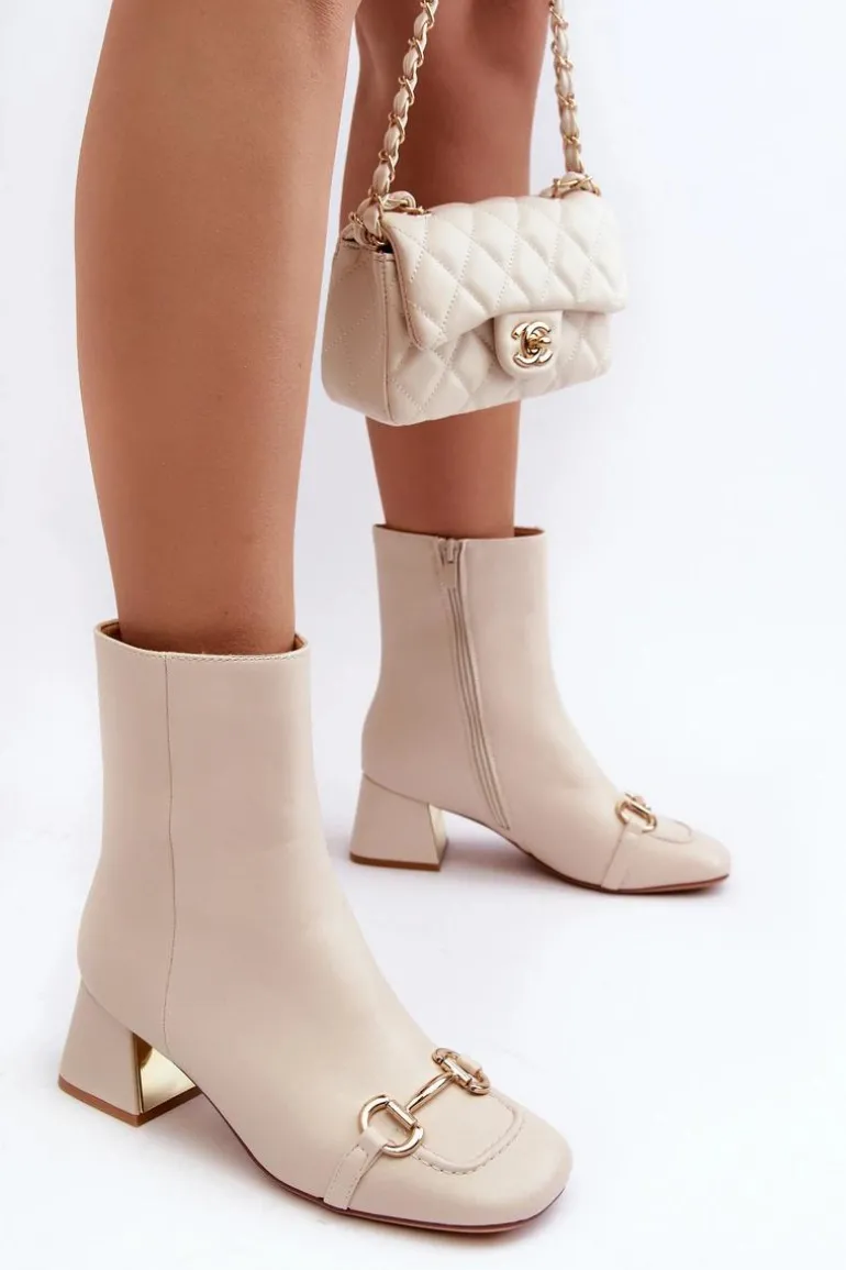 Botki Na Obcasie Z Ozdobą Jasnobeżowe Adinah