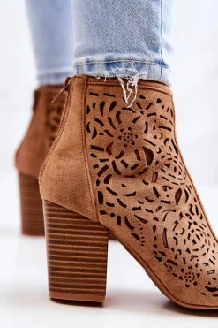 Botki Na Słupku Ażurowe Camel Brittany