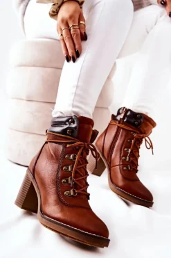 Botki Na Słupku Ocieplane Camel Charmmis