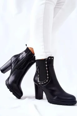 Botki Na Słupku Z Dżetami Czarne Wissey