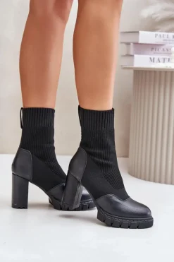 Botki Na Słupku Ze Skarpetą Czarne Atansa