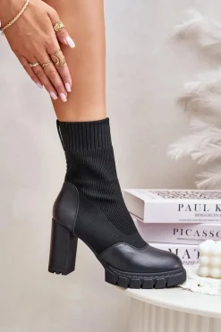 Botki Na Słupku Ze Skarpetą Czarne Atansa