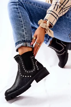 Botki Sztyblety Na Płaskim Obcasie Ćwieki Czarne Shivers