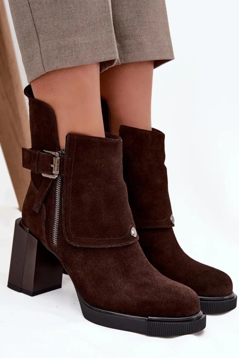 Botki Z Naturalnego Zamszu Na Słupku Z Klamrą Vinceza 91152 Czekoladowe