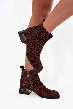 Botki Z Naturalnego Zamszu Na Klocku Panterka D&A JC52-852 Brązowe