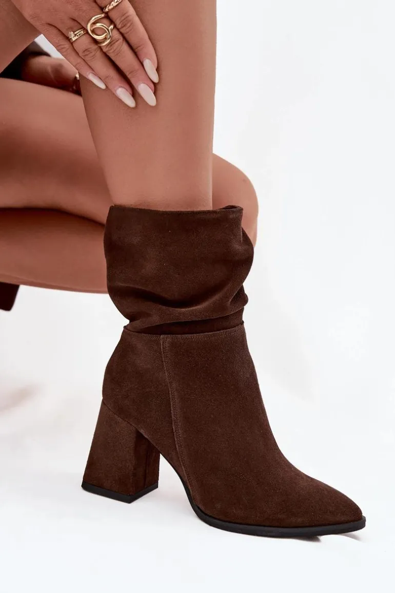 Botki Z Naturalnego Zamszu Ocieplane Na Słupku Z Marszczeniem Zazoo 4216 Czekoladowe