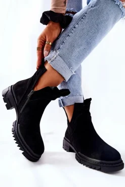 Botki Z Wycięciem Na Suwak Czarne Corano