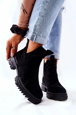 Botki Z Wycięciem Na Suwak Czarne Corano