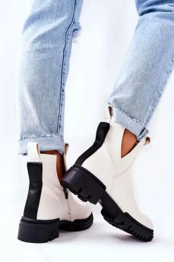 Botki Z Wycięciem Na Suwak Białe Corano