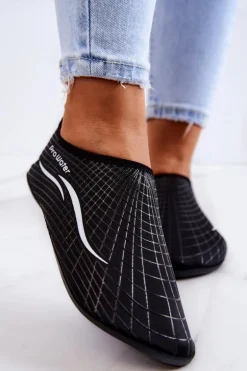 Buty Sportowe Damskie Do Wody ProWater 22-4-013L Czarne