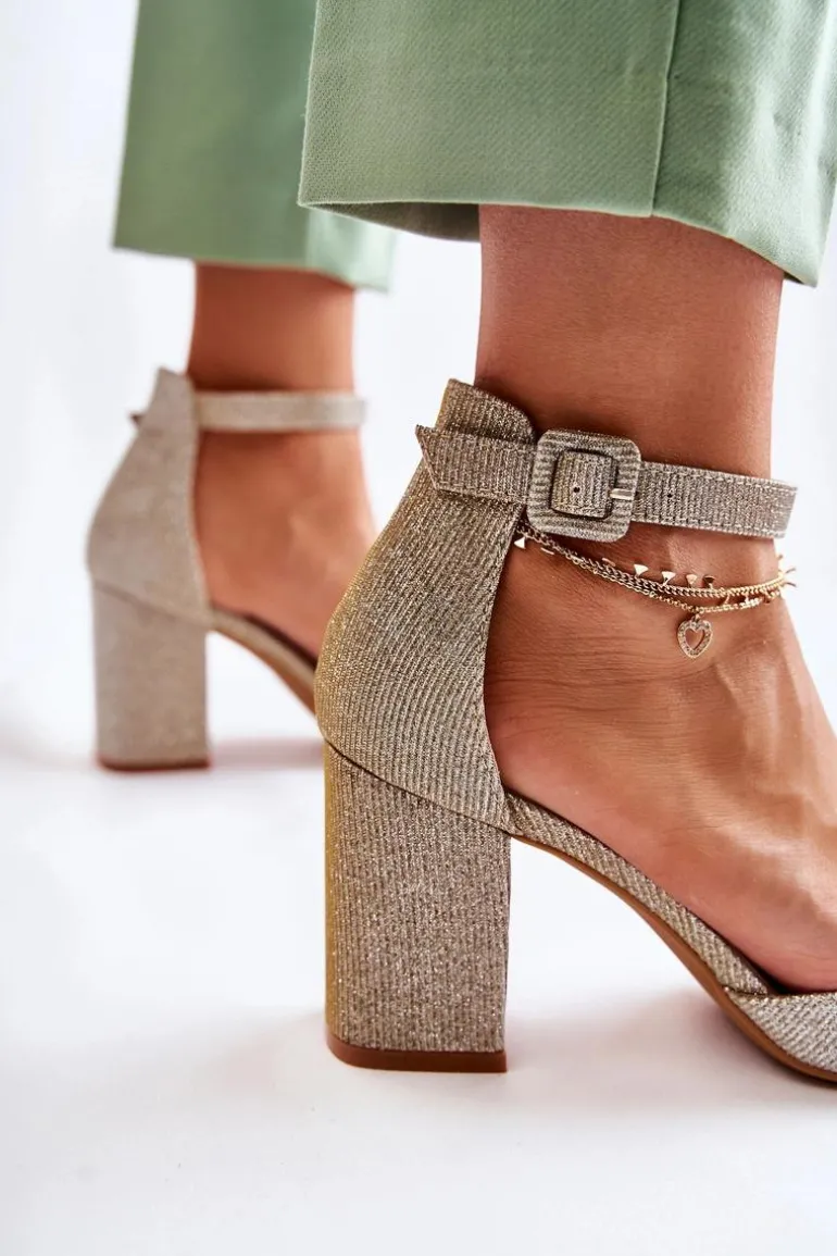 Błyszczące Czółenka Na Słupku Złote Amira