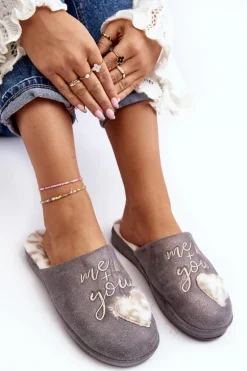Błyszczące Kapcie Damskie Szare Geraja