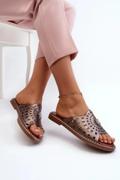 Błyszczące Klapki Damskie Na Płaskim Obcasie Z Ozdobą Miedziane Ebirena