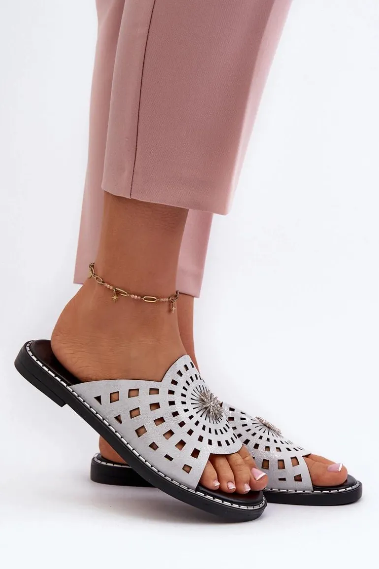 Błyszczące Klapki Damskie Na Płaskim Obcasie Z Ozdobą Srebrne Ebirena