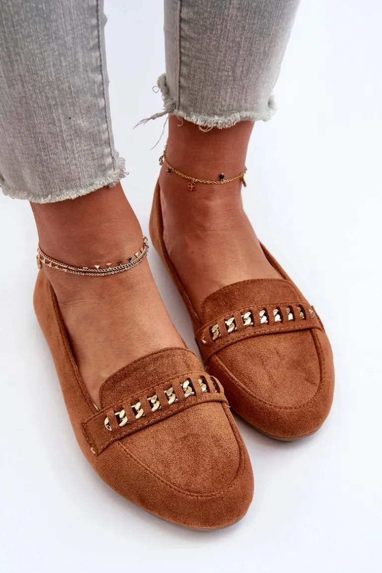 Błyszczące Mokasyny Damskie Z Łańcuchem Camel Aredilla