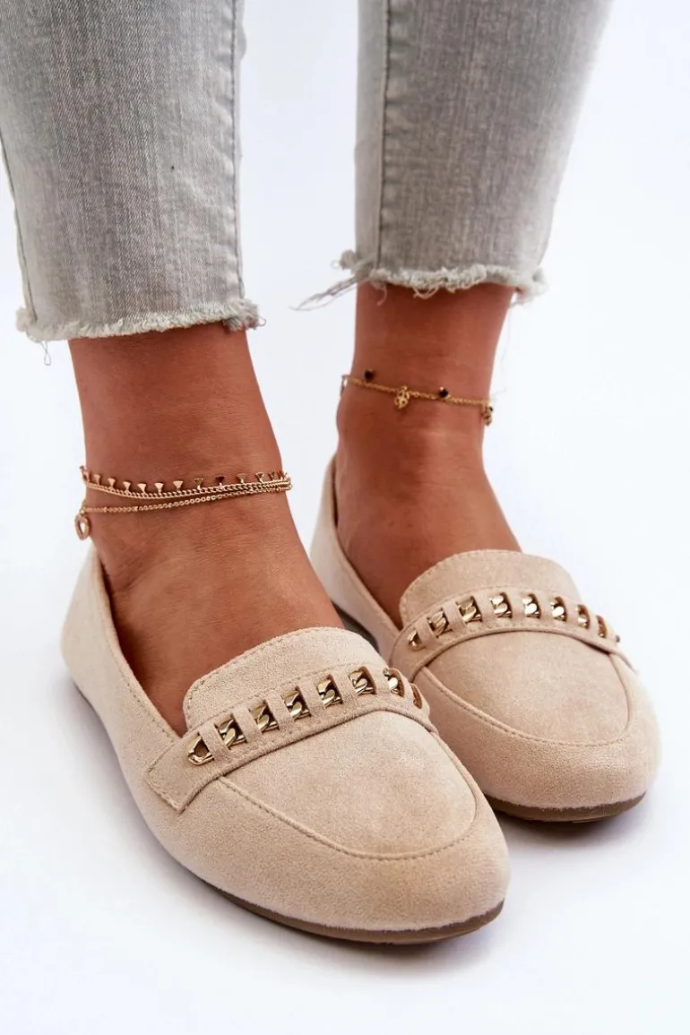 Błyszczące Mokasyny Damskie Z Łańcuchem Beżowe Aredilla
