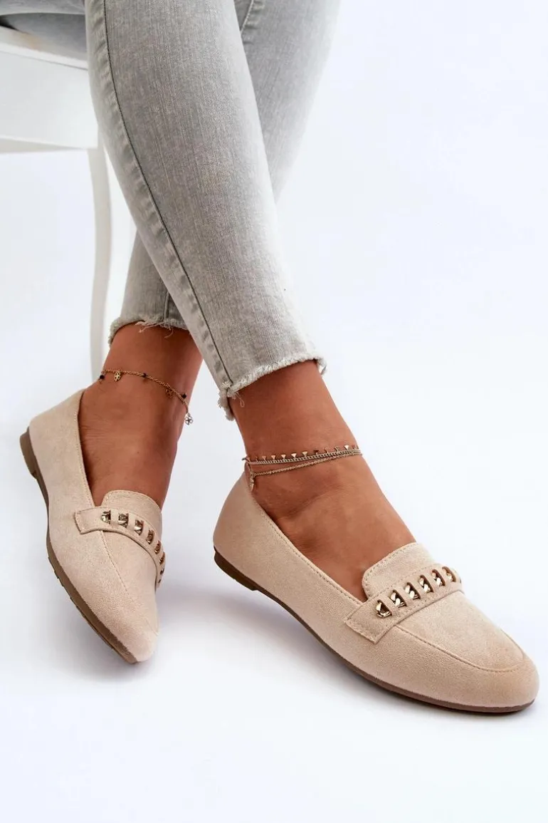 Błyszczące Mokasyny Damskie Z Łańcuchem Beżowe Aredilla