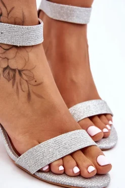 Błyszczące Sandałki Na Obcasie Srebrne Maxim