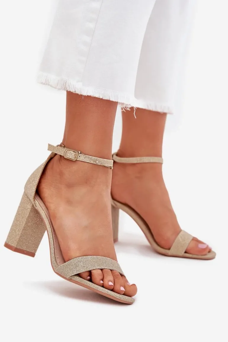 Błyszczące Sandały Damskie Na Słupku Złote Kavina