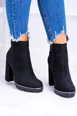 Czarne botki na słupku Guriela Suede