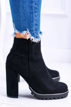 Czarne botki na słupku Guriela Suede