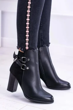 Czarne Botki Na Słupku Z Paskami Lico Zamsz Nevada