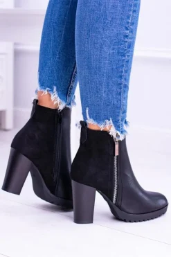 Czarne Botki Na Słupku z Zamkiem Ortega