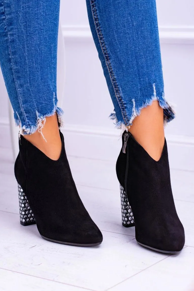 Czarne Eleganckie Zamszowe Botki na Słupku Laura Messi 1849