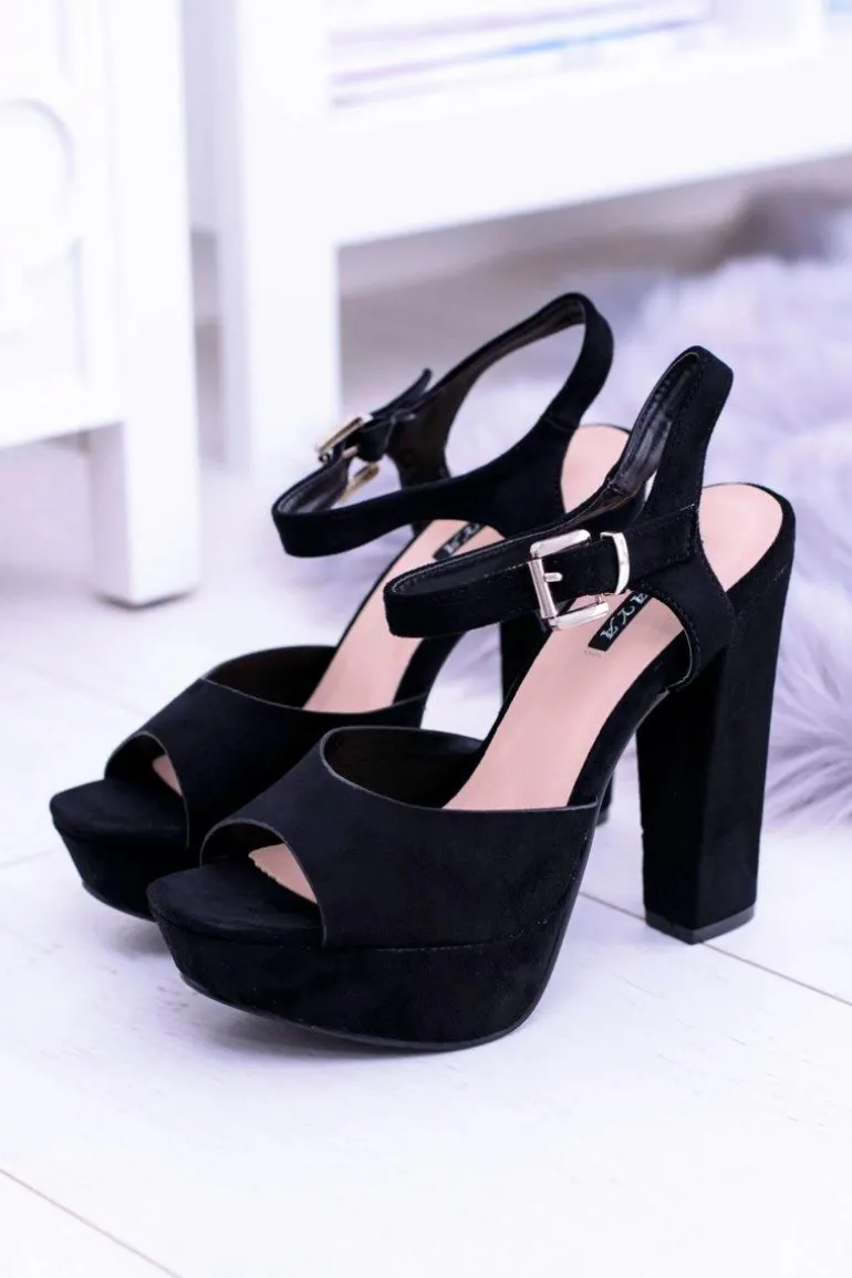 Czarne Wysokie Zamszowe Sandałki na Słupku Gertigo