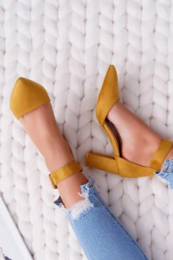 Czółenka Damskie Na Słupku W Szpic Żółte Domine