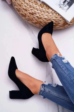 Czółenka Damskie Na Słupku Zamszowe Czarne Femmini