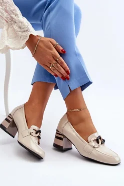 Czółenka Lakierowane Z Łańcuchem Beżowe Paliotte