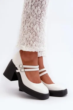 Czółenka Na Masywnym Obcasie Lakierowane Białe Halmina