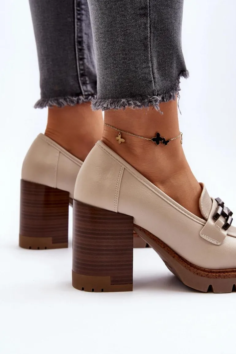 Czółenka Na Masywnym Słupku Z Ozdobą Beżowe Oradna