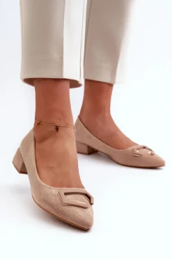 Czółenka Na Niskim Obcasie Z Ozdobą Eko Zamszowe S.Barski KV27-034 Beżowe