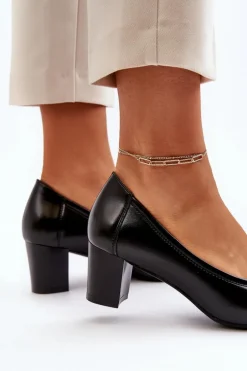 Czółenka Na Niskim Słupku Z Ozdobą Czarne Aeliris